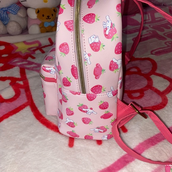 Loungefly Cinnamoroll Strawberry Backpack & Wallet - Picture 3 of 14